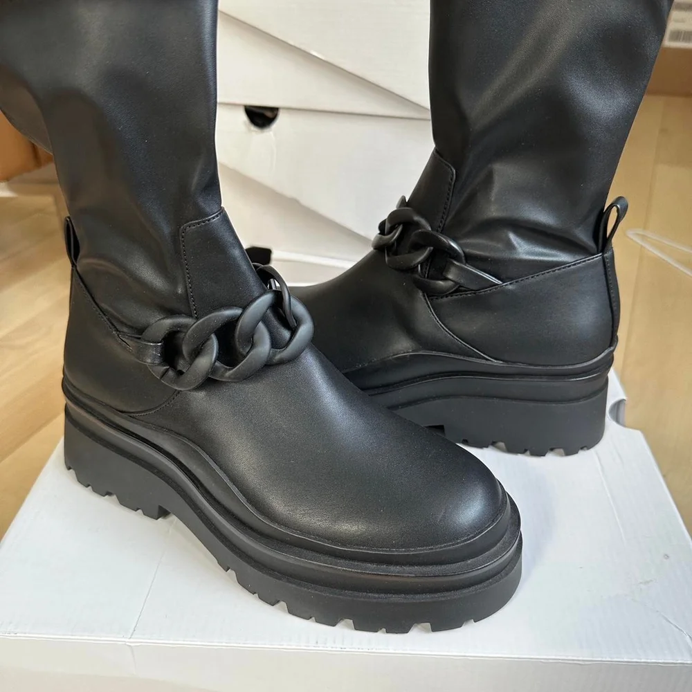 ALDO Grandiose Boots – Sleek Black Platform with Chain Detail - Picture 3 of 8